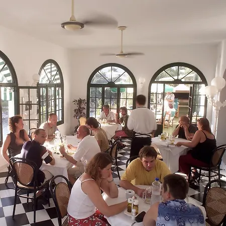 Bahia Hotel Cala Santandria (Menorca)