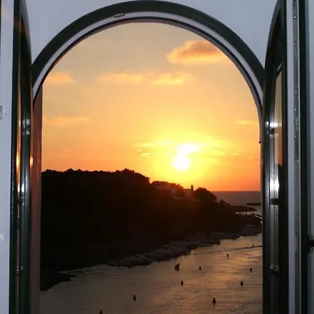 Hotel Bahia Cala Santandria (Menorca)